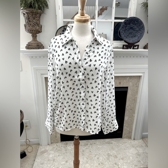 Rachel Zoe Tops - Rachel Zoe Heart Print Long Sleeve Button Down Shirt